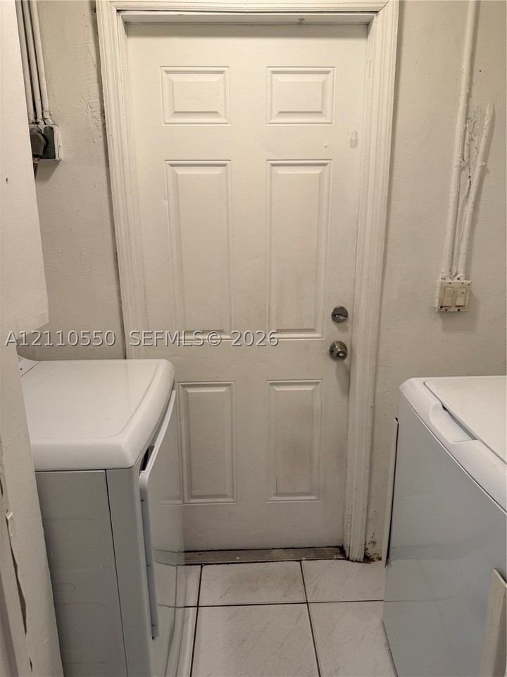 6532 Sw 18th Ct #6532 - Photo 7 of 13