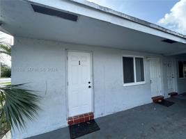 featured image of 5600 Nw 15th St #1