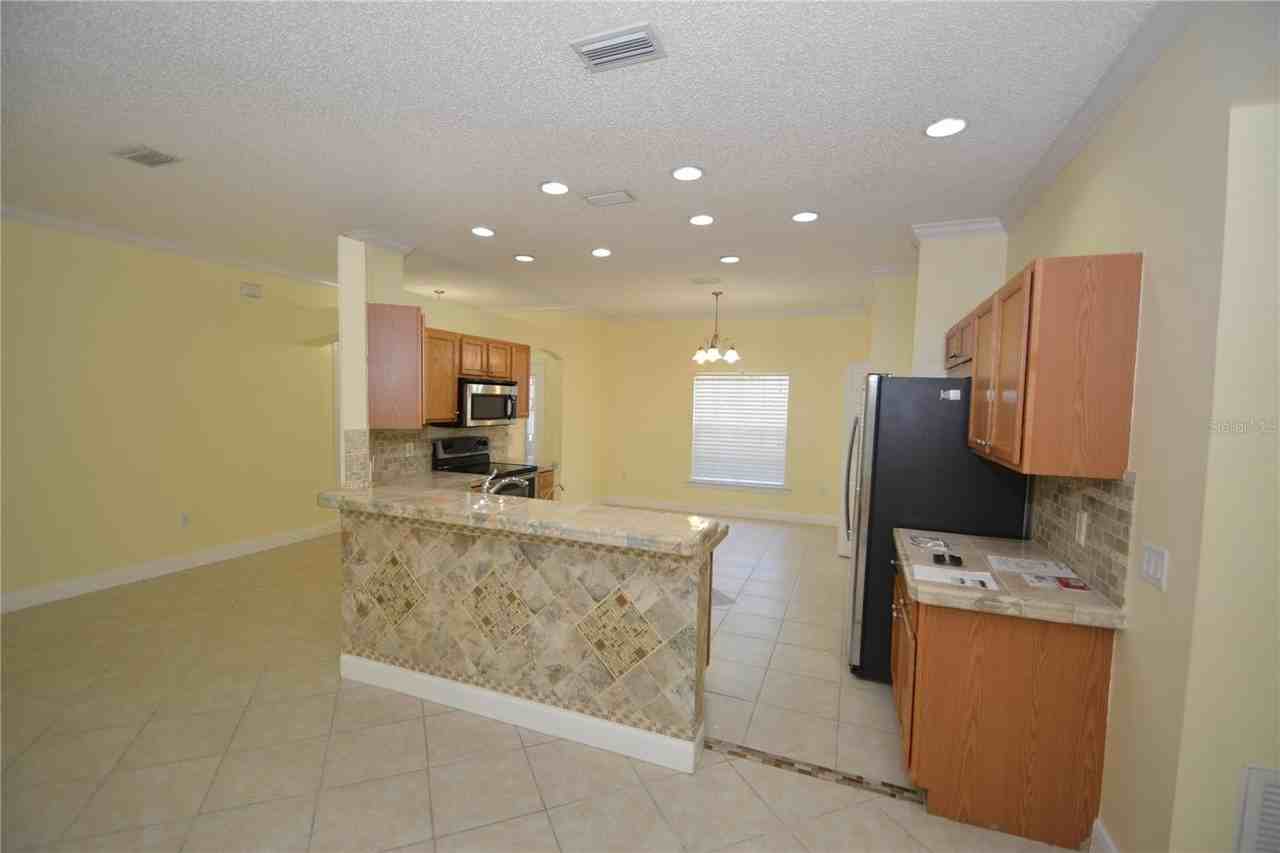 15 Riviera Dr - Photo 5 of 25