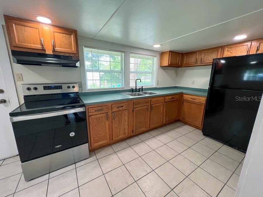 14439 Earle St - Photo 4 of 18