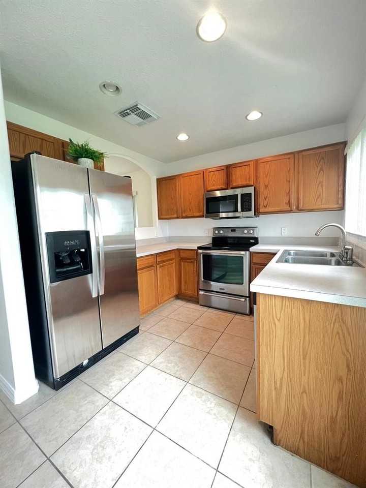 2836 Osprey Cove Pl #101 - Photo 2 of 21