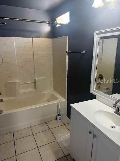 5465 Wood Crossing St - Photo 4 of 12