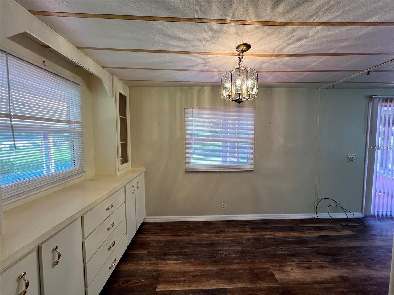 36 Magnolia Ct #4 - Photo 6 of 20