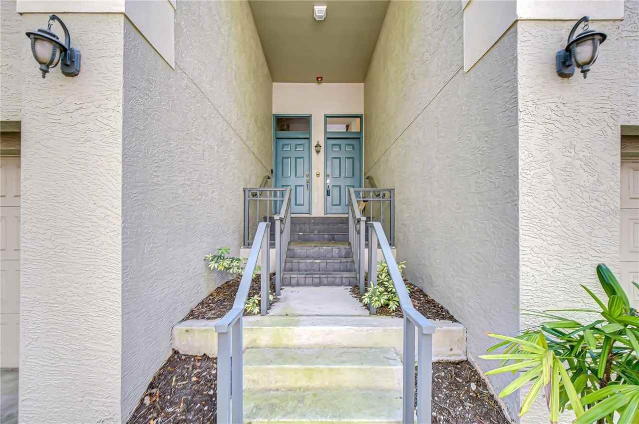 609 Tropical Breeze Way #609 - Photo 2 of 34