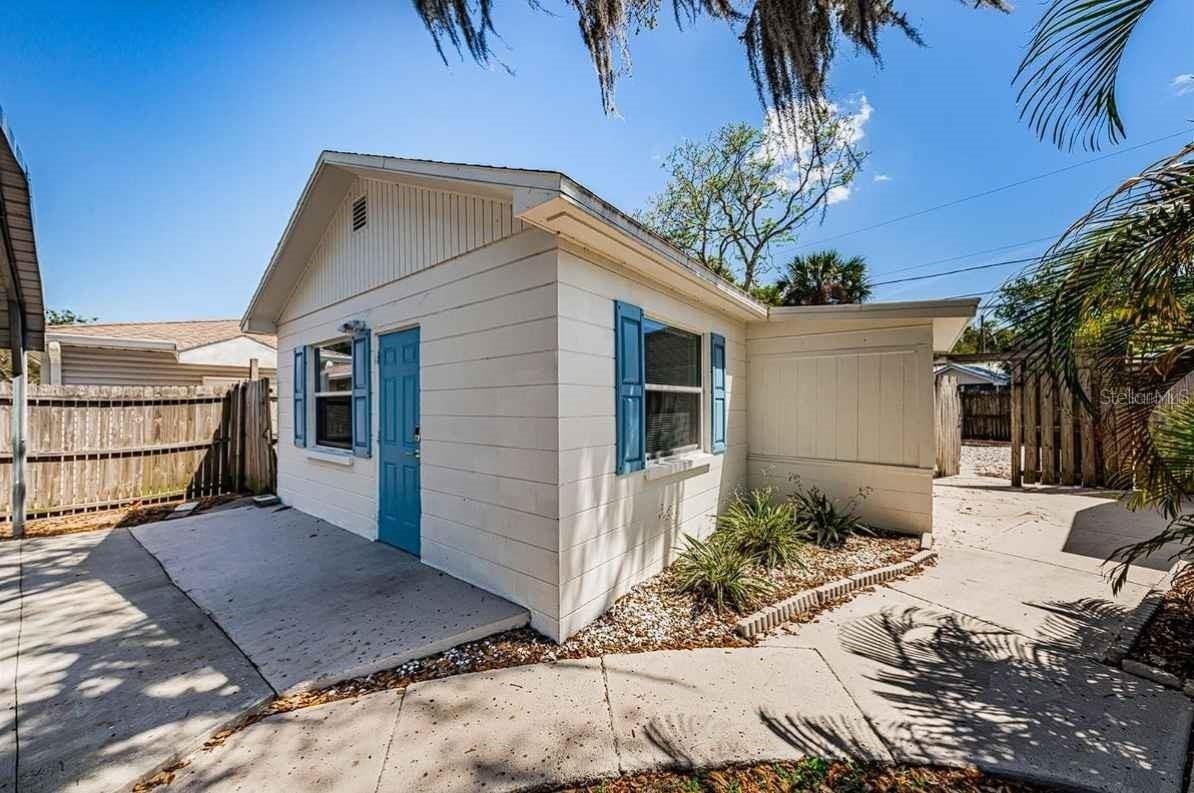1233 1/2 Sedeeva Cir S - Photo 3 of 36