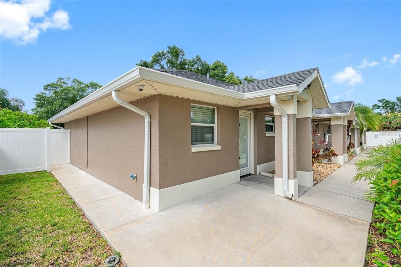 2703 W Tampa Bay Blvd #D - Photo 2 of 16