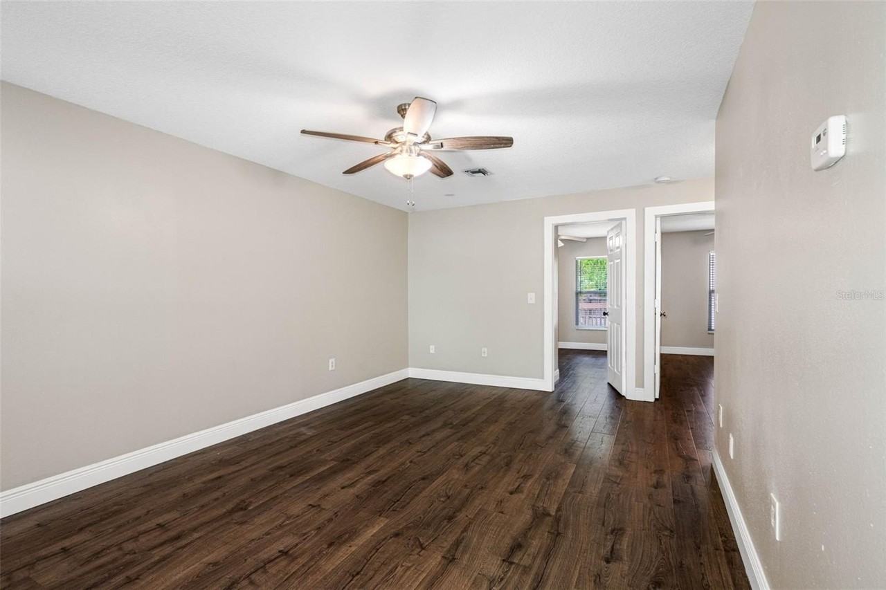 2703 W Tampa Bay Blvd #D - Photo 5 of 16