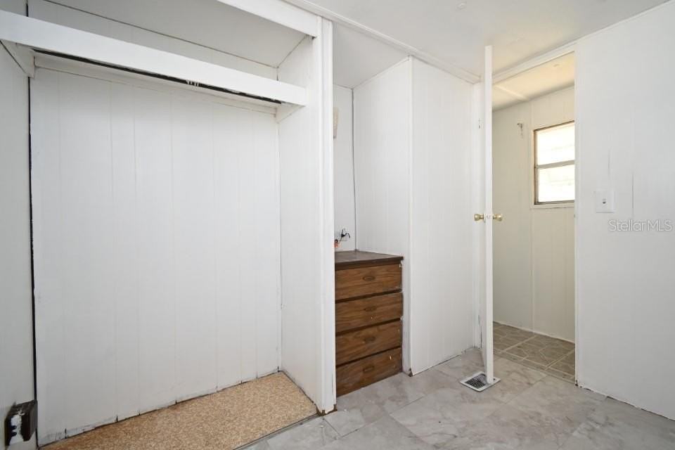 34904 Fraser St - Photo 7 of 24
