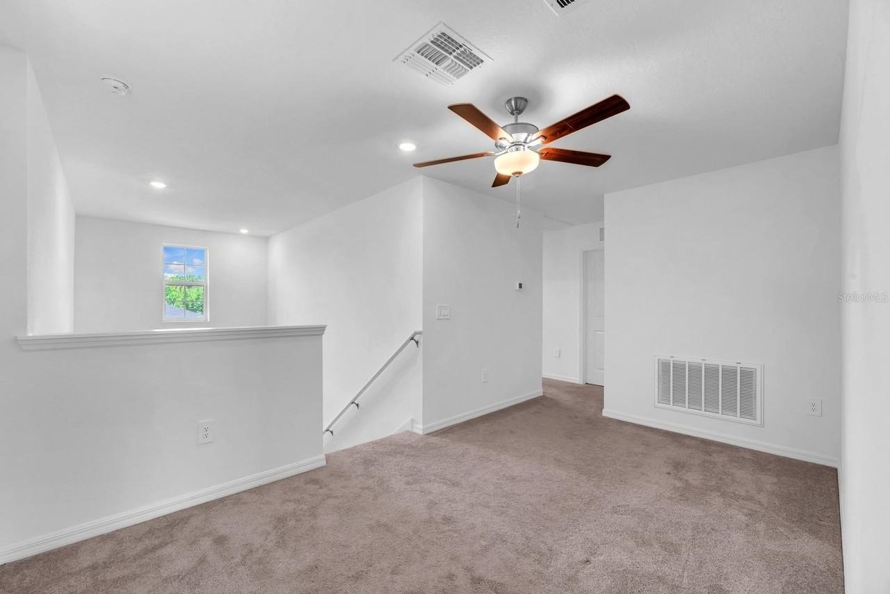 2109 Victorious Falls Ave - Photo 3 of 25