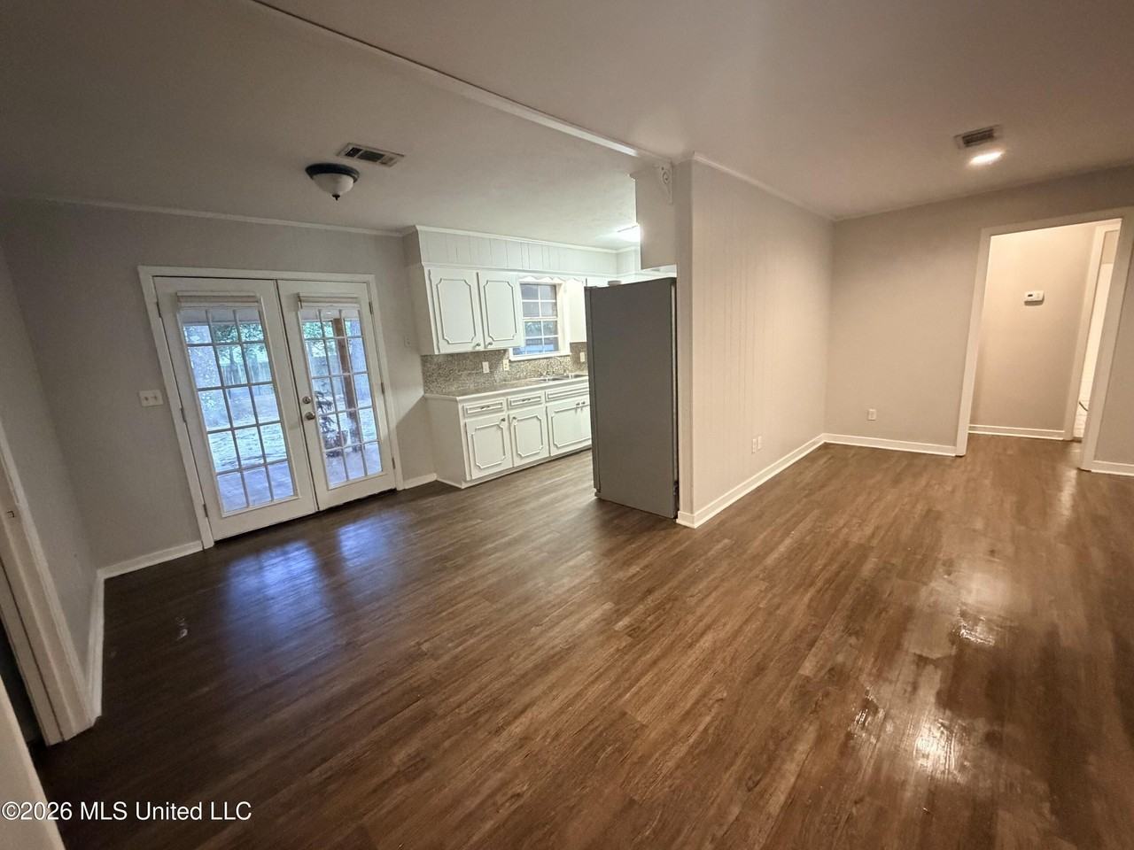 406 Turtle Creek Dr - Photo 5 of 24