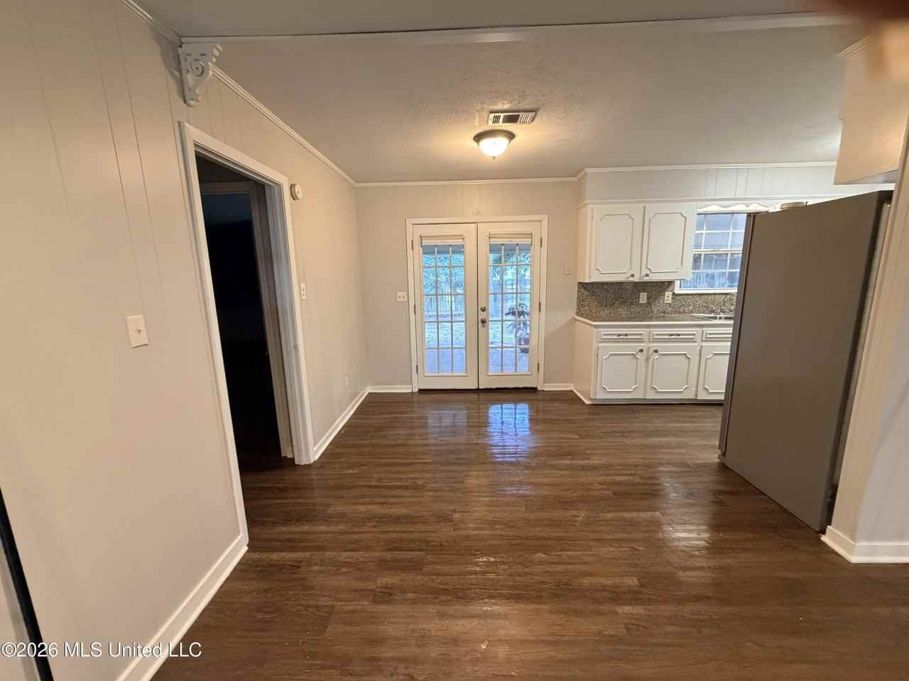 406 Turtle Creek Dr - Photo 6 of 24