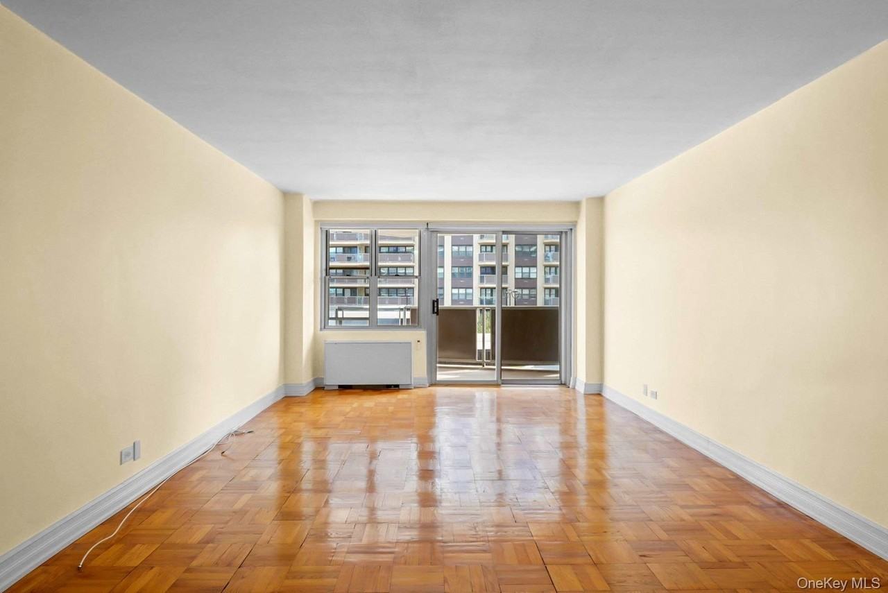1785 215th St #2H - Photo 4 of 16