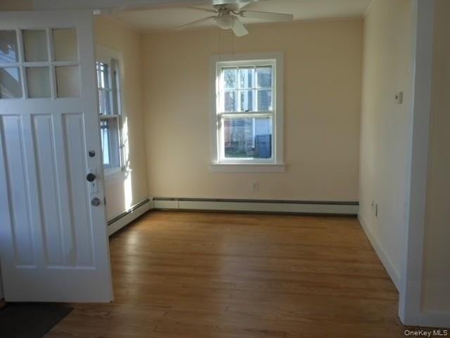 390 East Dr - Photo 4 of 11