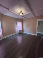 featured image of 624 E 26th St #2