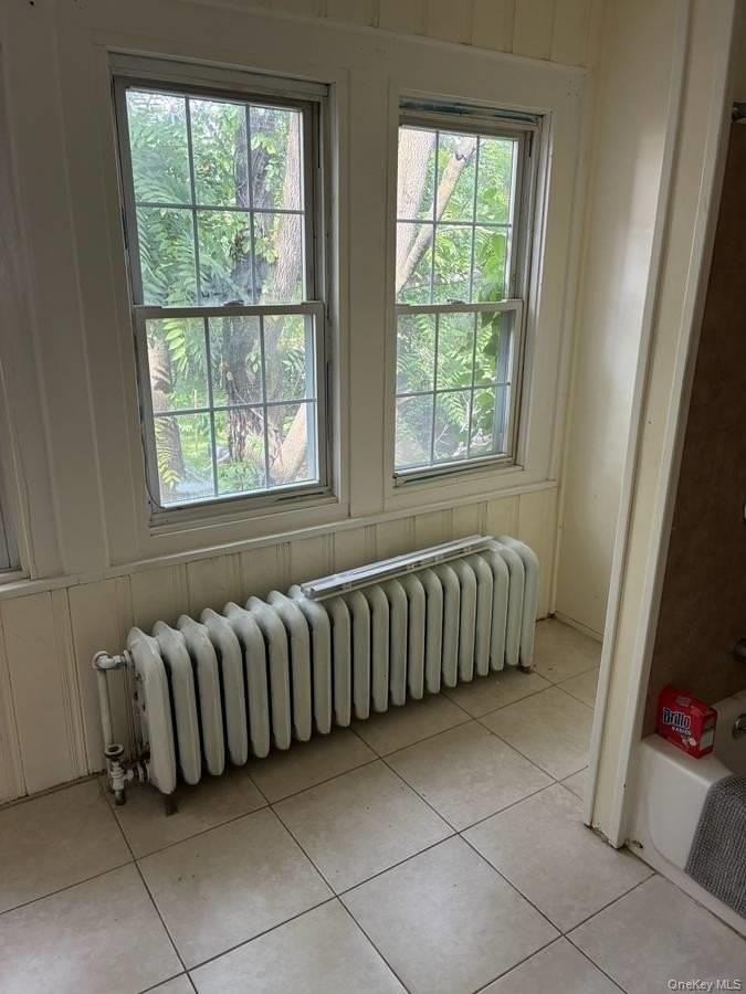 238 Broadway - Photo 4 of 13
