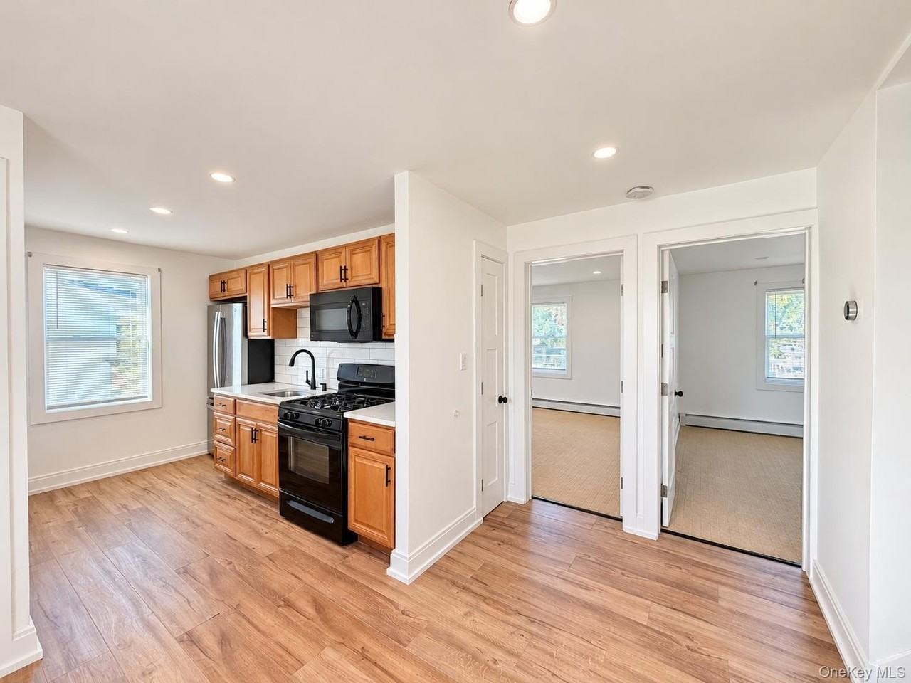 120 Princeton St - Photo 4 of 13