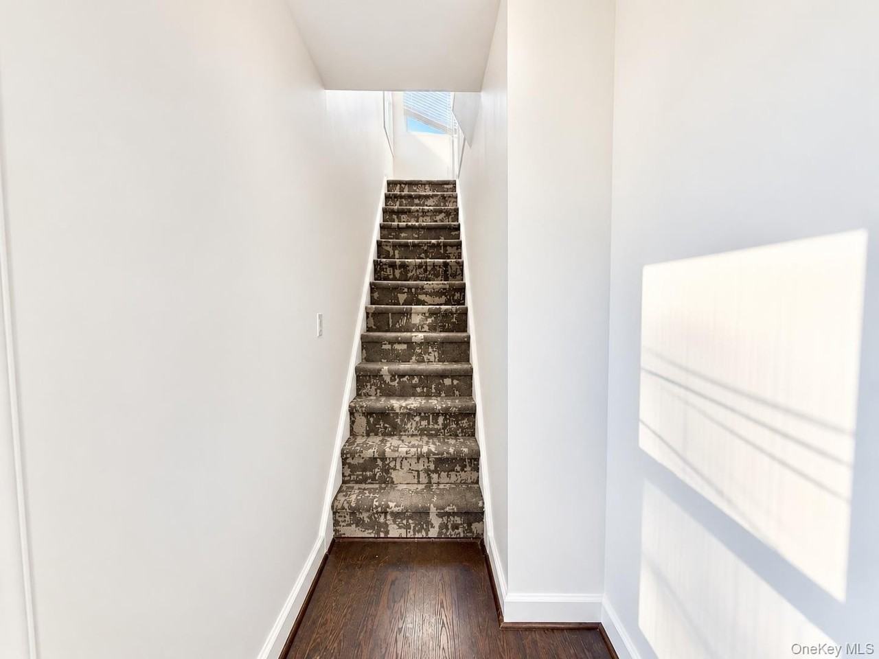 53 Harvard St - Photo 2 of 9