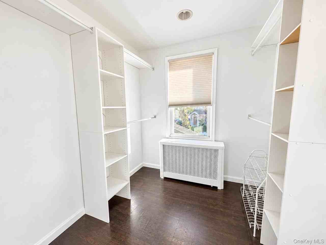 53 Harvard St - Photo 6 of 9