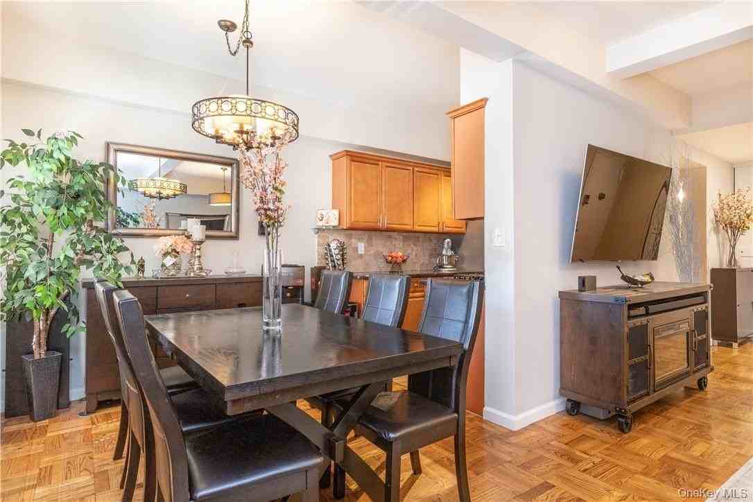 80 E Hartsdale Ave #T2 - Photo 6 of 16