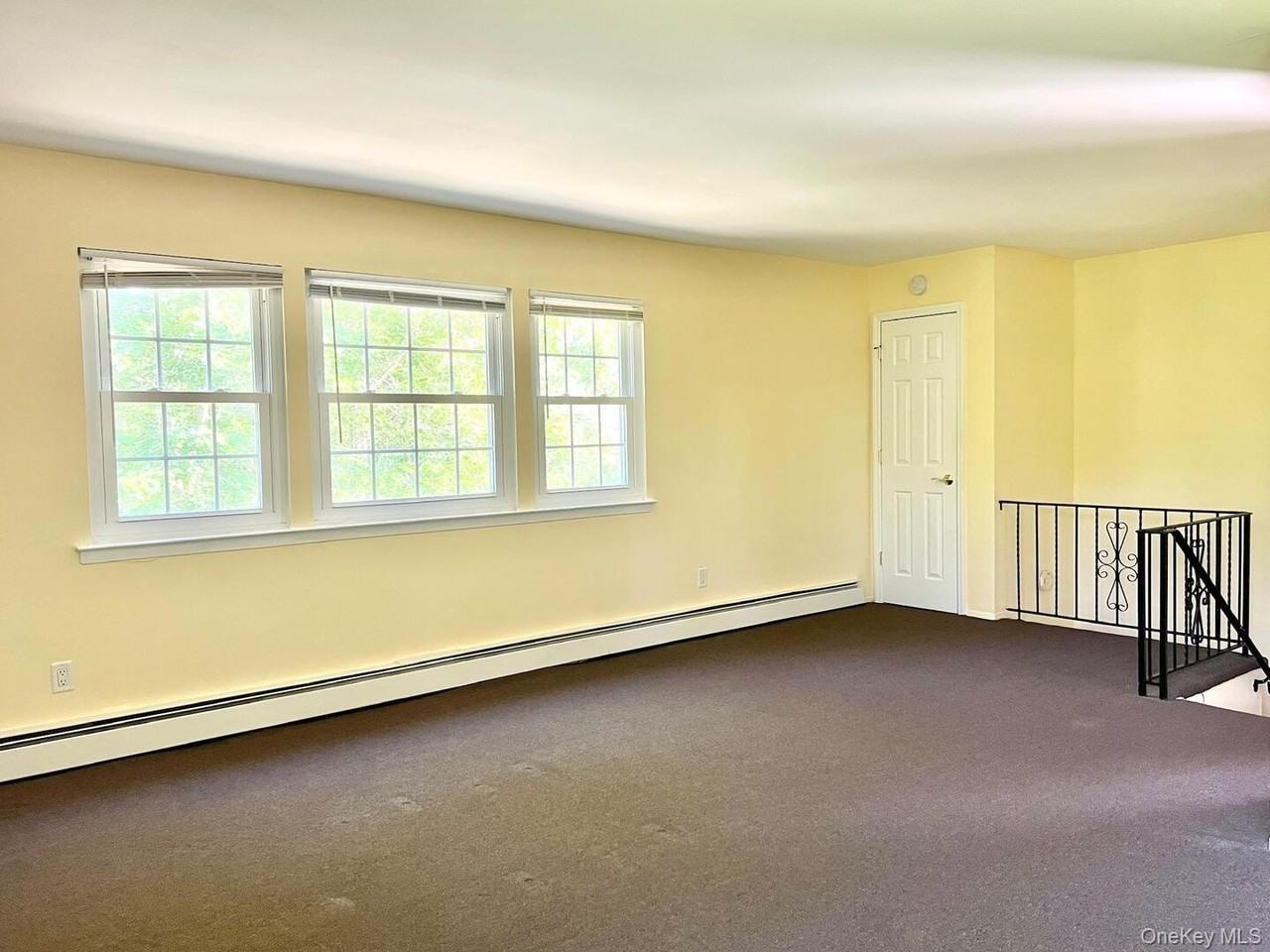66 Hawthorne Ave ## 68 - Photo 7 of 15