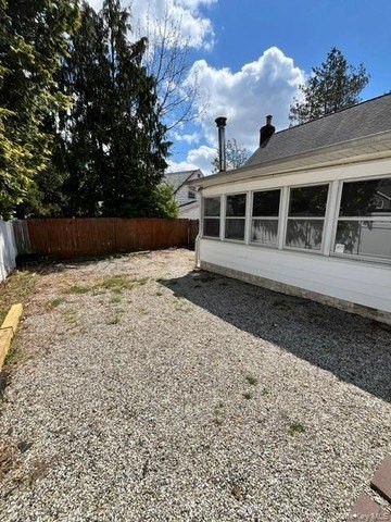 345 Walton St - Photo 6 of 23