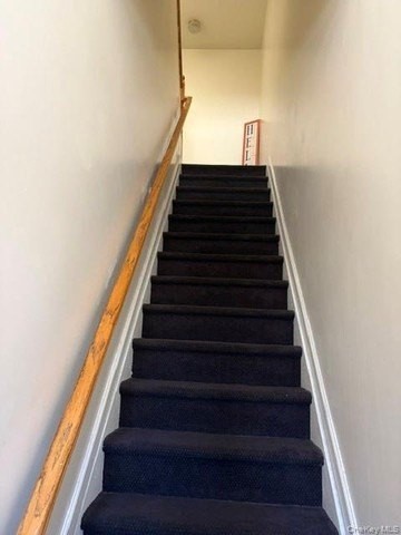 6678 69th St - Photo 2 of 14