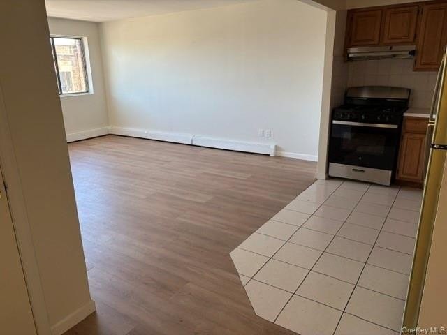6678 69th St - Photo 3 of 14
