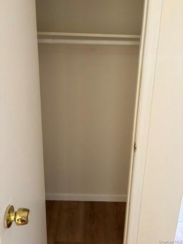 6678 69th St - Photo 4 of 14
