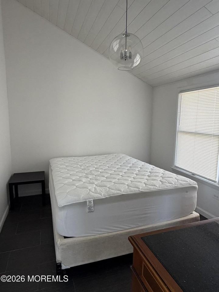 133 Randall Ave #3 - Photo 5 of 9