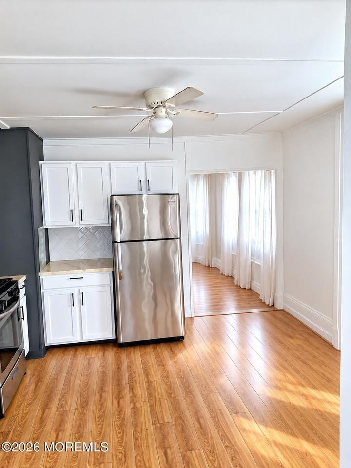 520 Main Ave - Photo 3 of 15