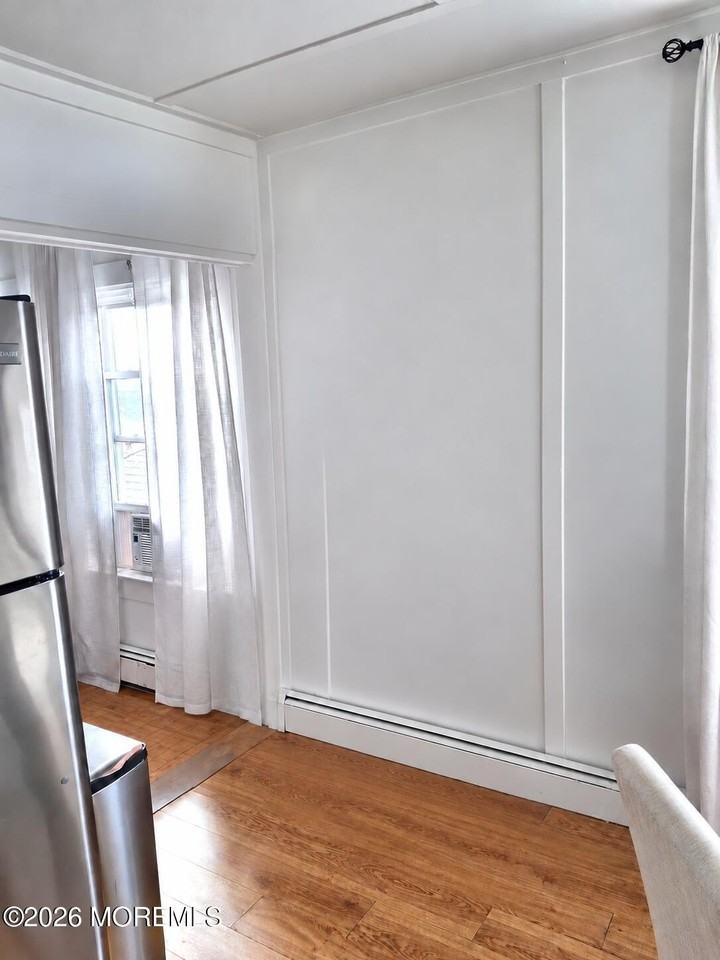 520 Main Ave - Photo 4 of 15