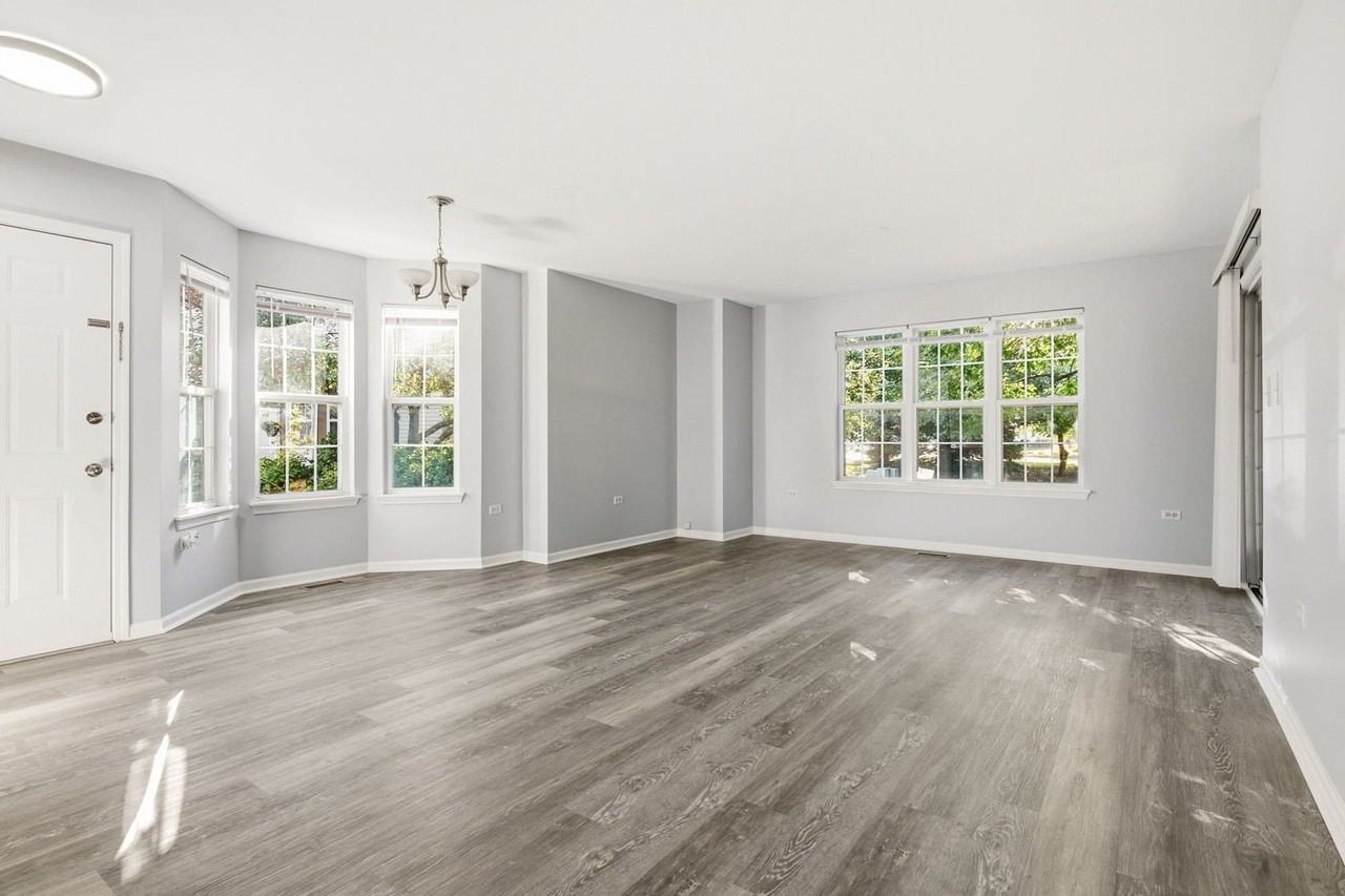 2920 Bartlett Ct #102 - Photo 6 of 26
