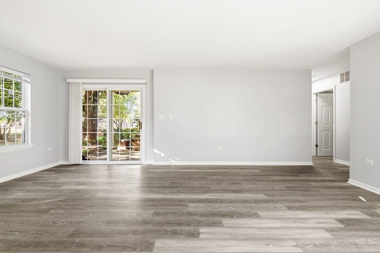2920 Bartlett Ct #102 - Photo 7 of 26