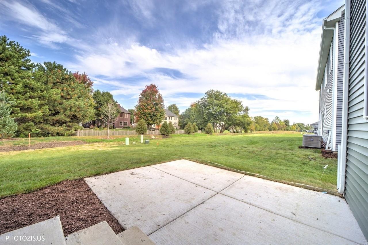 2531 Mallet Ct - Photo 6 of 50