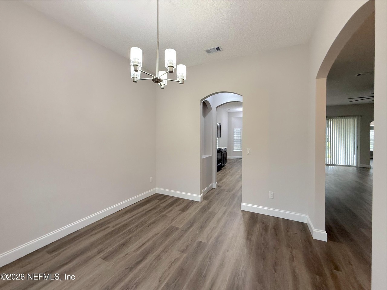 557 Grand Parke Dr - Photo 2 of 44