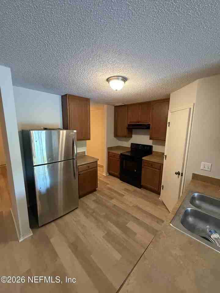 4676 Playschool Dr - Photo 3 of 10