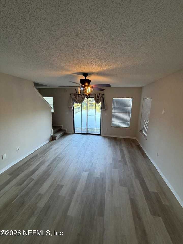4676 Playschool Dr - Photo 5 of 10
