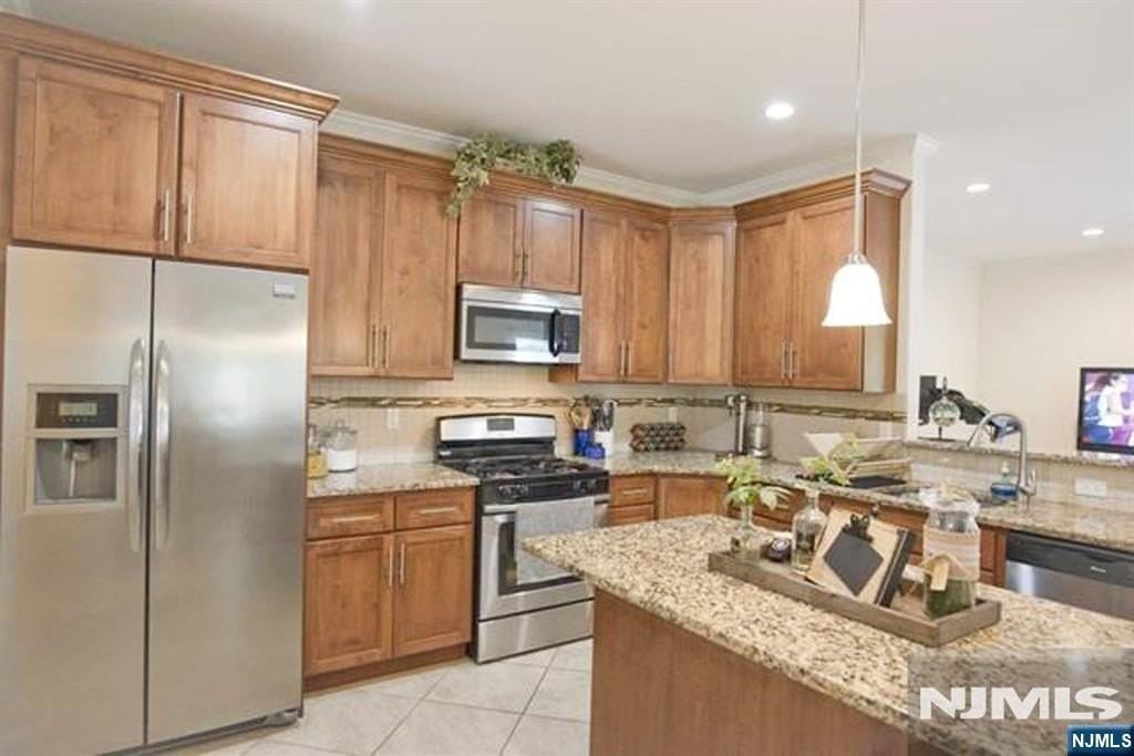 15B Jan Ct #15B - Photo 3 of 9