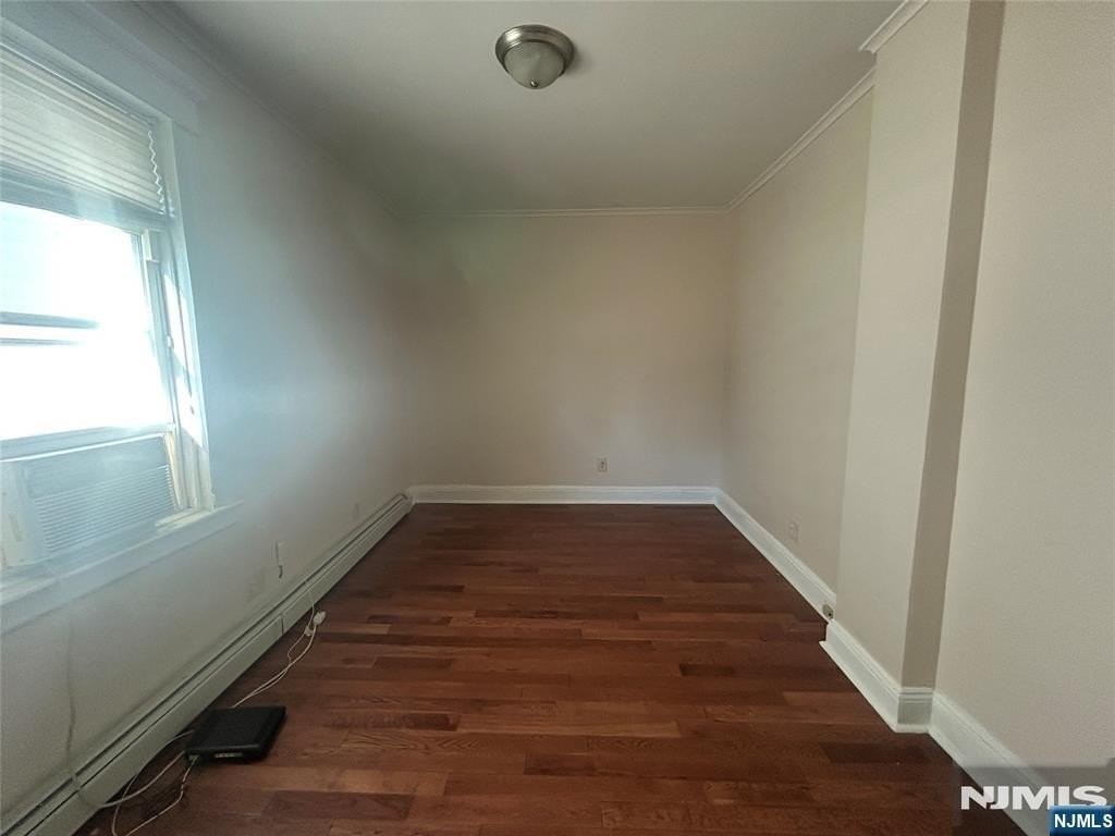 69 Miller Ave #1L - Photo 2 of 4