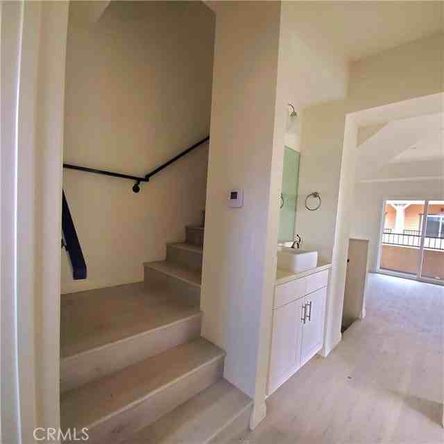 10341 Western Ave #5 - Photo 7 of 7