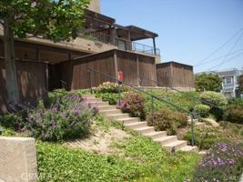 featured image of 109 Avenue I #1