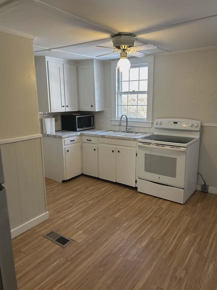 35 Saint Thomas St - Photo 5 of 23