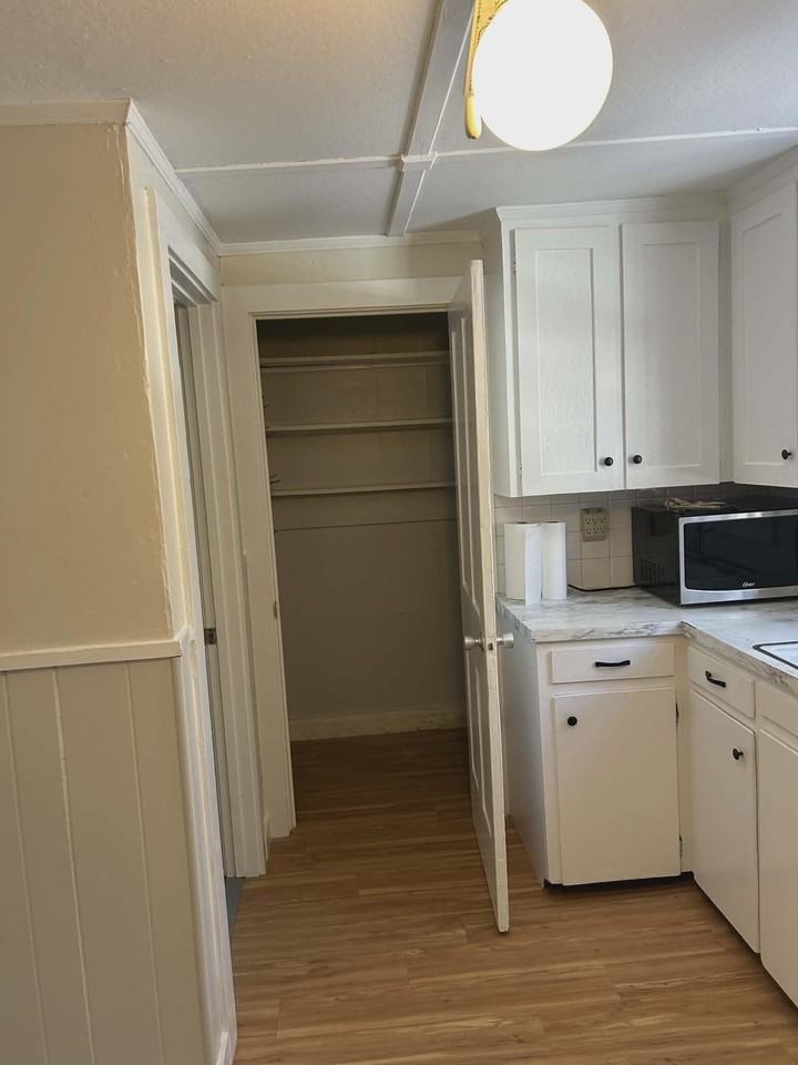 35 Saint Thomas St - Photo 6 of 23