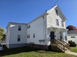 featured image of 49 6th St #D