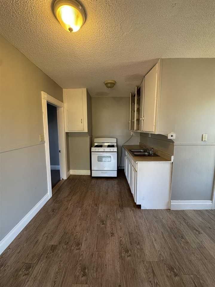 34 Cheney Pl #3F - Photo 2 of 8