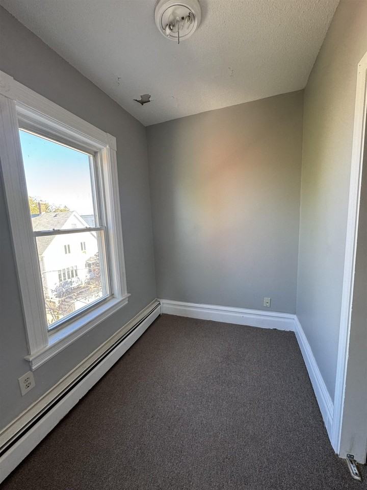 34 Cheney Pl #3F - Photo 5 of 8