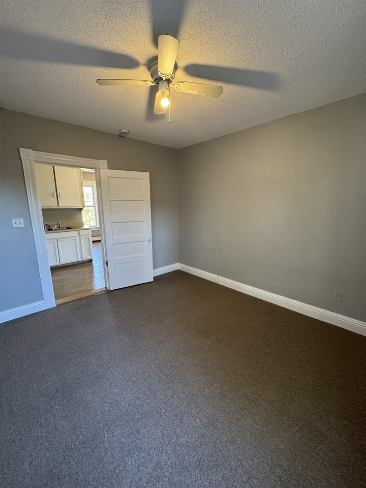 34 Cheney Pl #3F - Photo 7 of 8