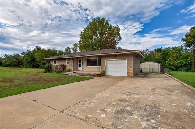 1853 S Keeler Ave - Photo 3 of 23