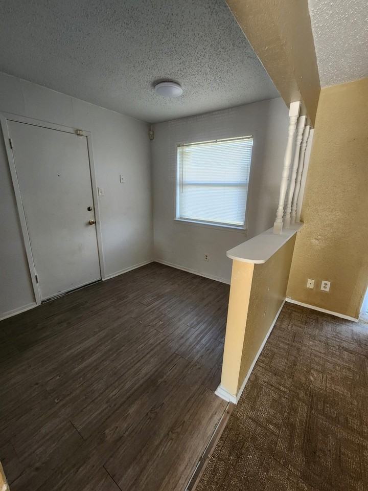 6414 Cinnamon Oaks Dr - Photo 5 of 8