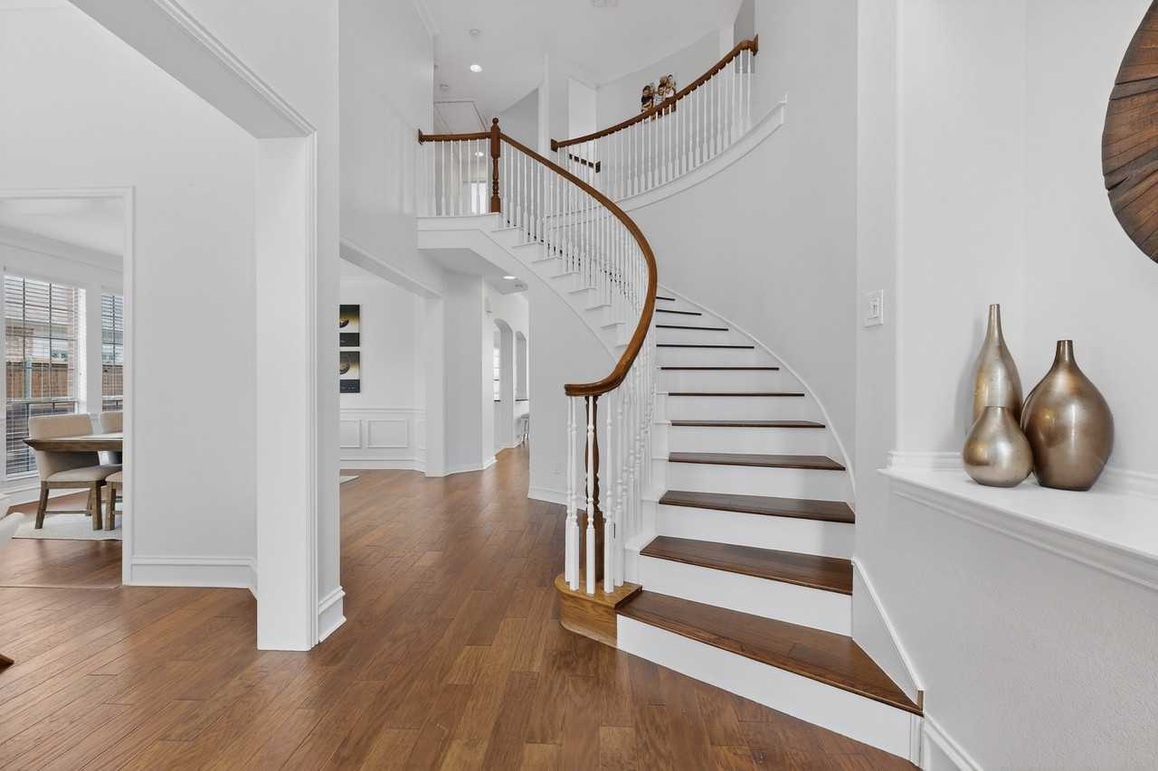 1509 Stone Dr - Photo 5 of 24